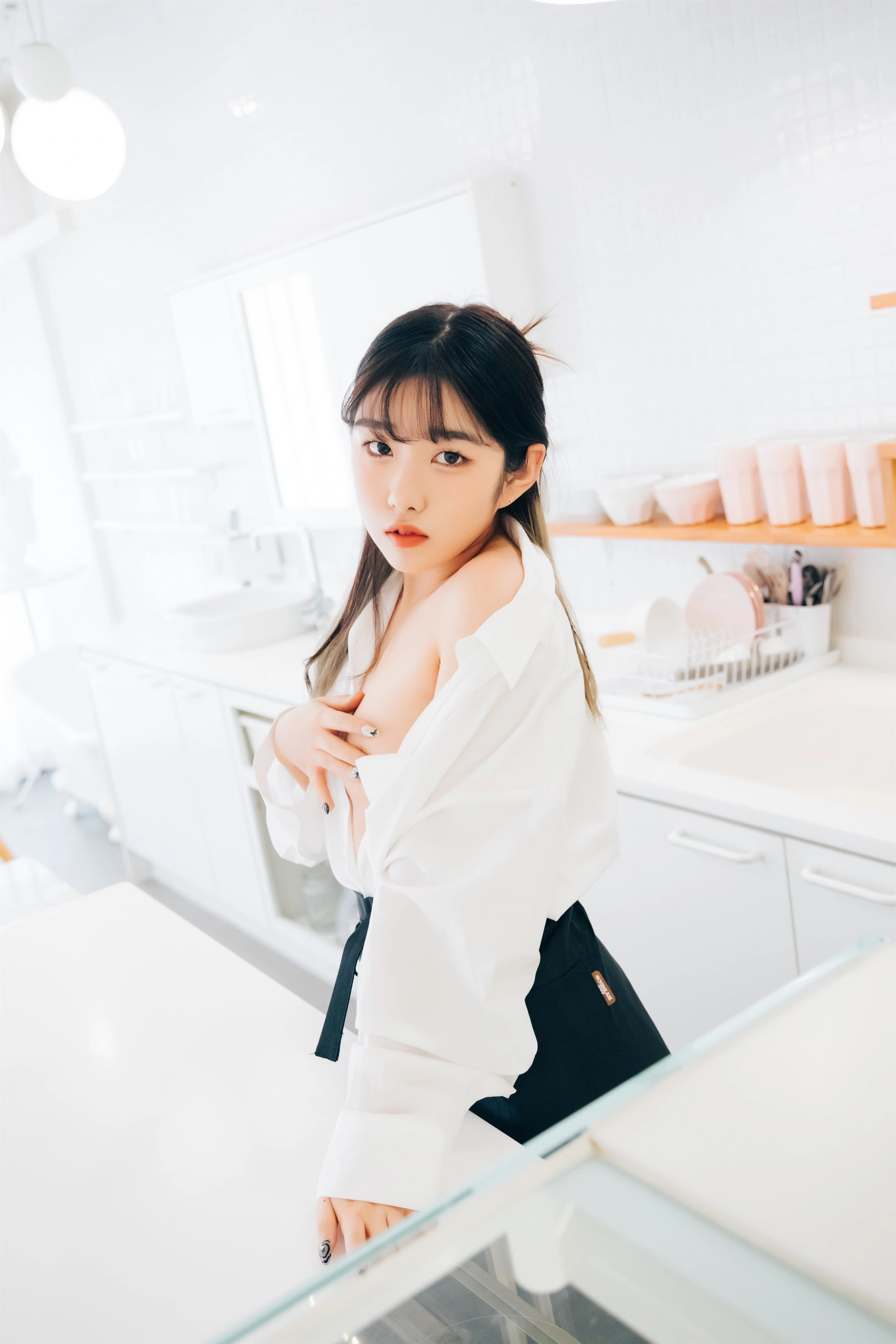 025.[Loozy] -  Sonson - Nude Apron 1